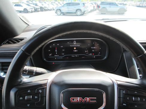 Certified 2023 GMC Yukon XL SLT AWD/4WD image 35
