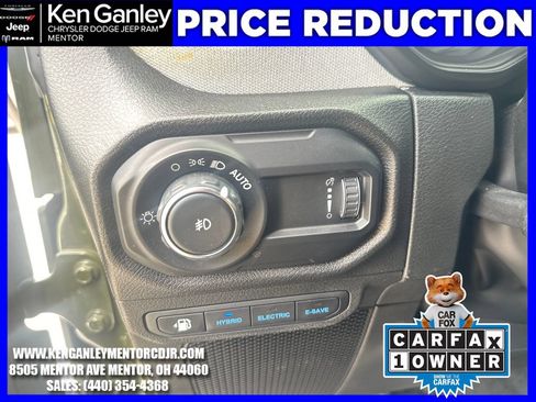 Used 2024 Jeep Wrangler Unlimited AWD/4WD image 13