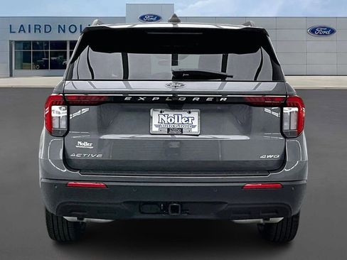 New 2026 Ford Explorer Active image 4
