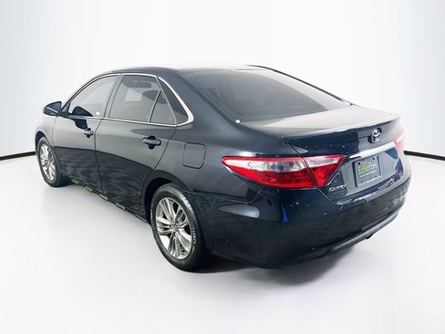 Used 2017 Toyota Camry SE FWD image 5