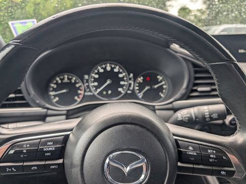 Used 2025 MAZDA MAZDA3 s Sport FWD image 24
