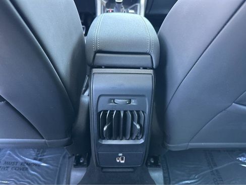 Used 2024 Alfa Romeo Tonale Veloce w/ Premium Interior Package image 17