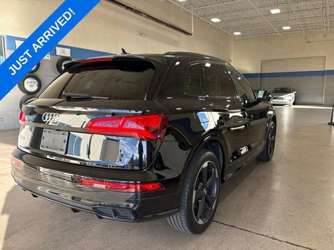 Used 2020 Audi SQ5 Premium Plus w/ Premium Plus Package AWD/4WD image 3