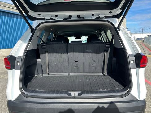 Used 2024 Toyota Grand Highlander AWD image 24