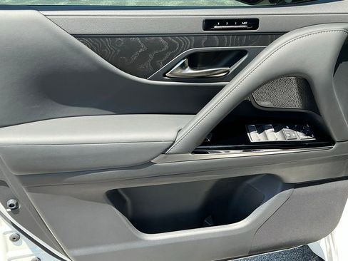 New 2026 Lexus LX 700h Luxury AWD/4WD image 10