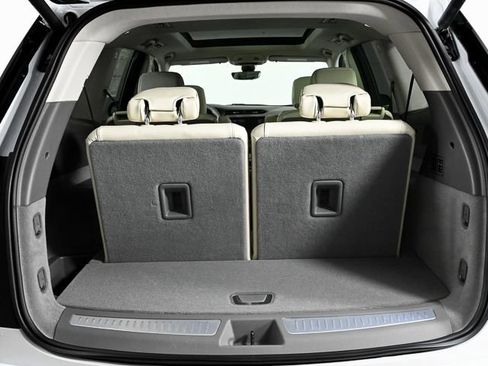 New 2025 Cadillac XT6 Premium Luxury w/ Technology Package image 31