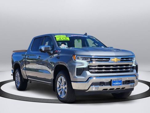 Used 2025 Chevrolet Silverado 1500 LTZ w/ LTZ Premium Package AWD/4WD image 4