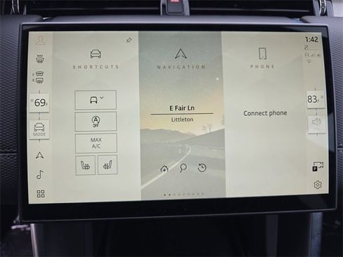 Used 2024 Land Rover Discovery Sport Dynamic SE image 21