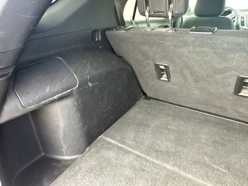 Used 2018 Chevrolet Equinox LT AWD/4WD image 23