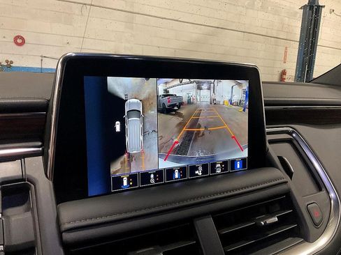 Used 2024 Chevrolet Tahoe High Country image 6