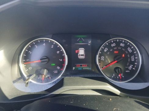 Used 2021 Toyota RAV4 XLE Premium image 25