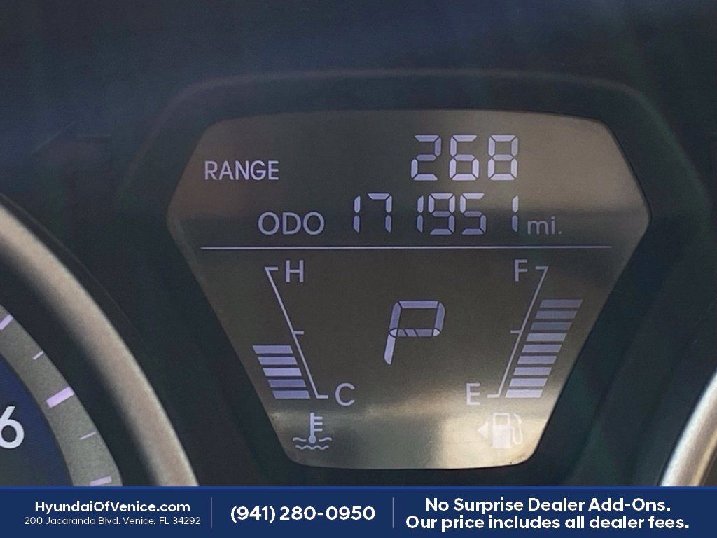 Used 2013 Hyundai Elantra GLS w/ Preferred Pkg FWD image 22