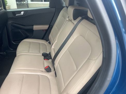 Used 2023 Nissan Sentra SR w/ SR Premium Package image 31