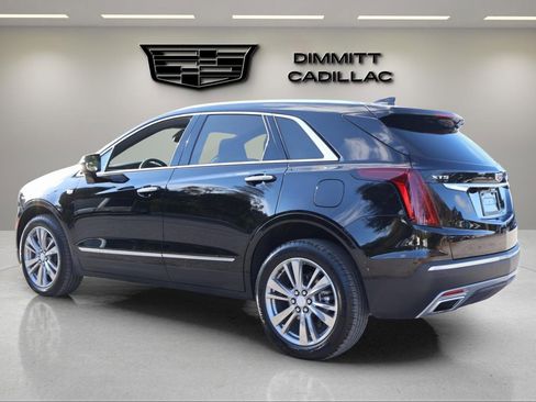 Certified 2025 Cadillac XT5 Premium Luxury image 3