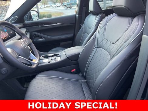 Used 2025 INFINITI QX60 Autograph w/ Cargo Package image 8