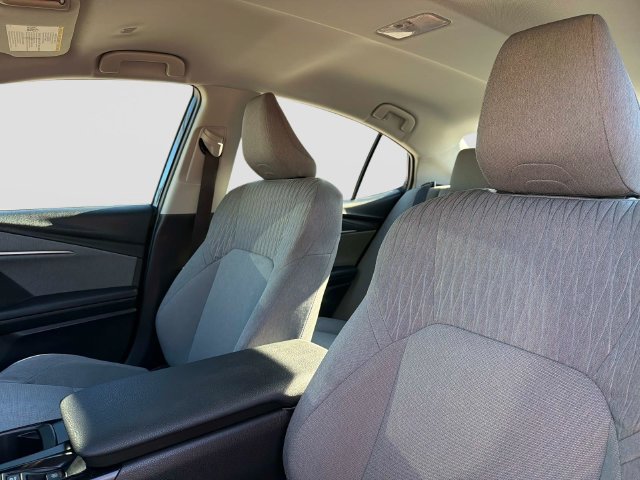 Used 2025 Toyota Camry LE w/ Convenience Package FWD image 19