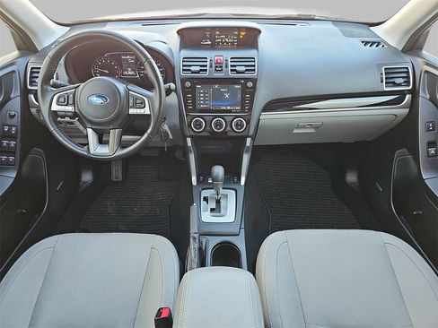 Used 2018 Subaru Forester 2.5i Limited image 9