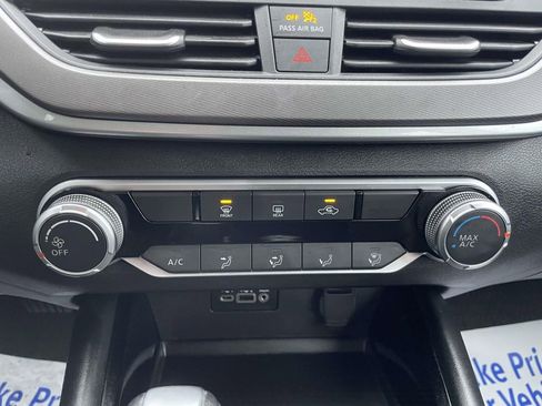 Certified 2025 Nissan Altima 2.5 SR FWD image 29