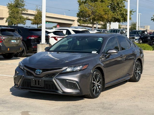 Used 2022 Toyota Camry SE FWD image 10