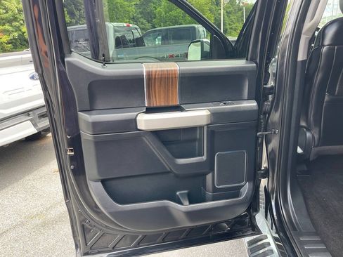 Used 2015 Ford F150 Lariat AWD/4WD image 26