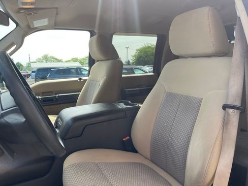 Used 2011 Ford F250 XLT w/ XLT Premium Pkg AWD/4WD image 25
