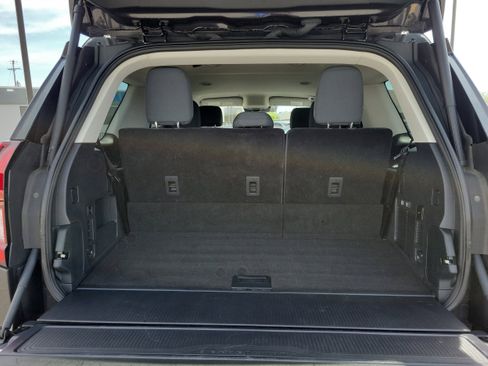 Used 2025 Ford Expedition Active RWD image 7