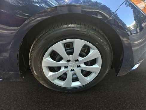 Used 2024 Toyota Corolla LE FWD image 41