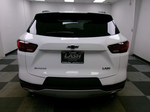 Certified 2024 Chevrolet Blazer LT w/ Convenience Package image 12