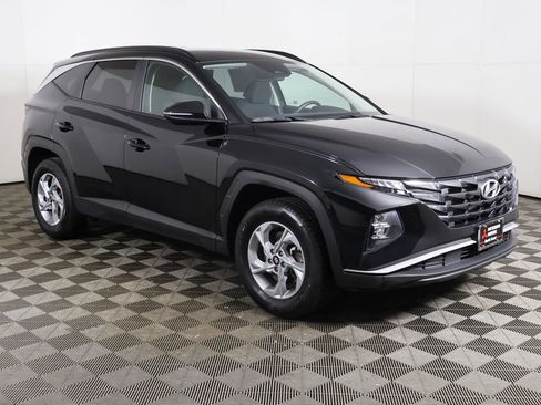 Used 2023 Hyundai Tucson SEL image 2