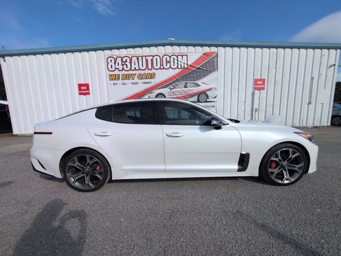 Used 2019 Kia Stinger GT1 RWD image 10