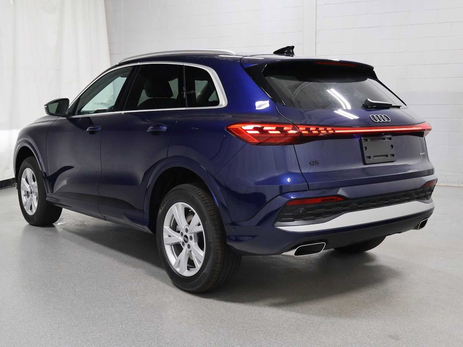 New 2026 Audi Q5 Premium AWD/4WD image 3