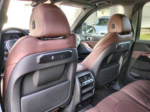 Certified 2024 BMW X5 xDrive40i w/ Parking Assistance Package image 18