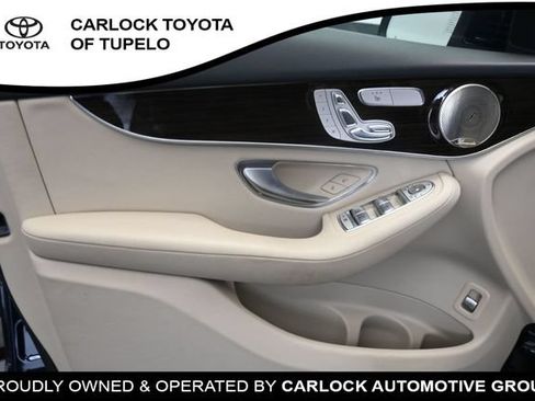 Used 2021 Mercedes-Benz GLC 300 4MATIC image 27