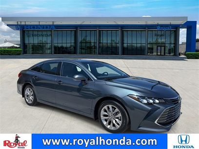 Used 2022 Toyota Avalon XLE