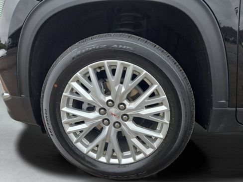 Used 2024 GMC Acadia Elevation image 30