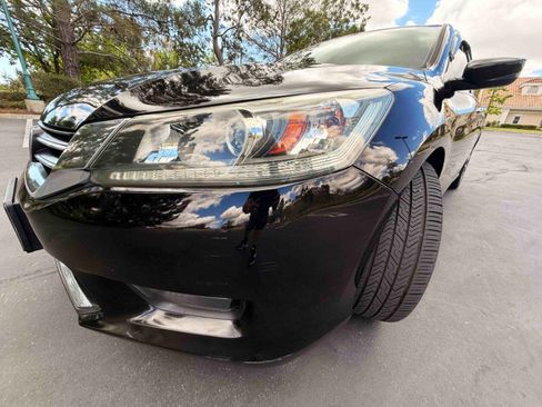 Used 2014 Honda Accord Sport image 9