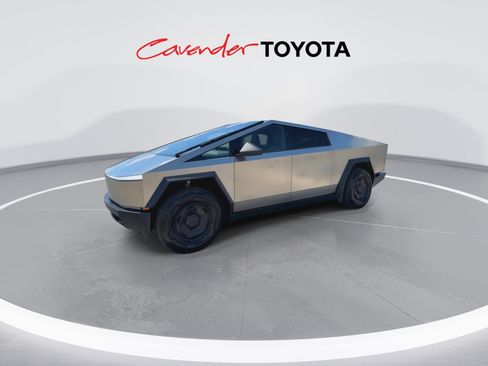 Used 2026 Tesla Cybertruck AWD Crew Cab image 4