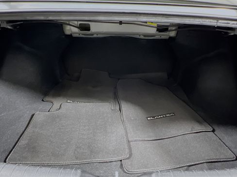 Used 2022 Hyundai Elantra SEL image 34