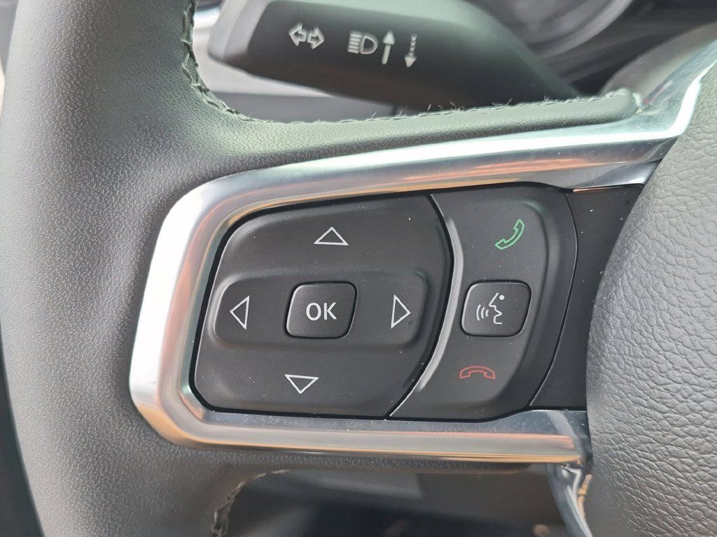Certified 2026 Jeep Wrangler Unlimited Sahara AWD/4WD image 13