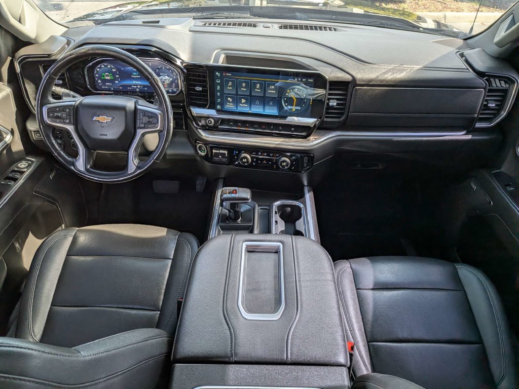Used 2022 Chevrolet Silverado 1500 LTZ AWD/4WD image 13