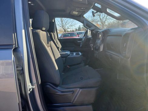 Used 2021 Chevrolet Silverado 1500 Custom image 17