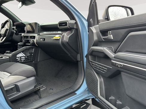 New 2026 Toyota Tacoma TRD Sport AWD/4WD image 7