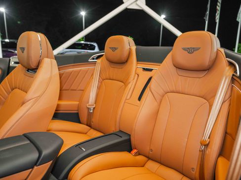 Certified 2024 Bentley Continental GT V8 AWD/4WD image 17