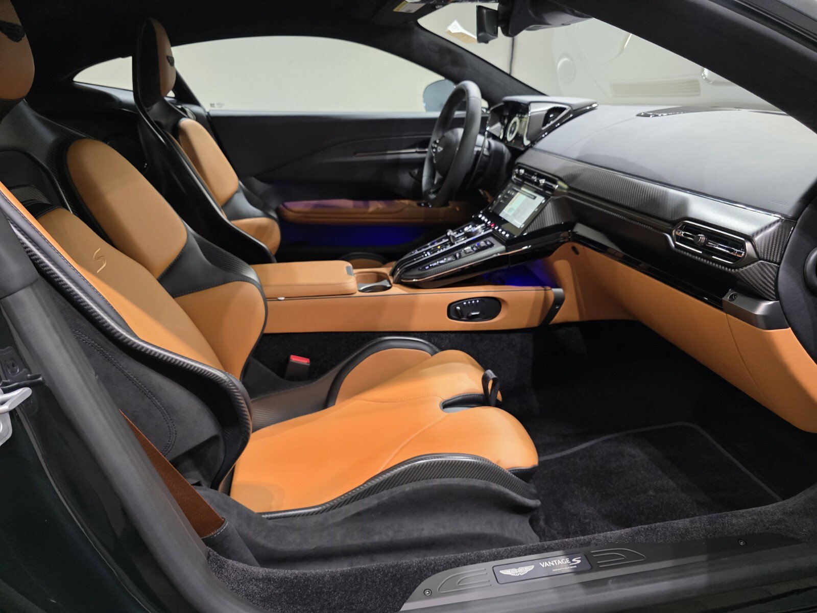 New 2026 Aston Martin V8 Vantage S RWD image 20