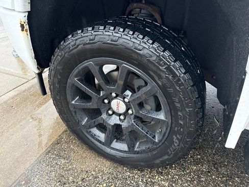 Used 2014 GMC Sierra 1500 SLT w/ All-Terrain Package AWD/4WD image 15