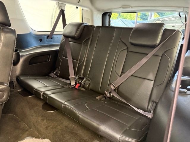 Used 2016 GMC Yukon XL SLT w/ Open Road Package AWD/4WD image 22