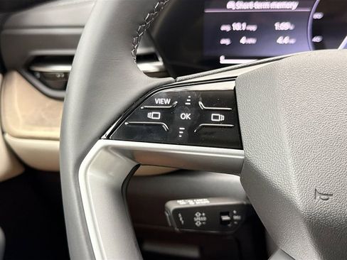 Used 2025 Audi Q5 2.0T Premium w/ Convenience Package image 11