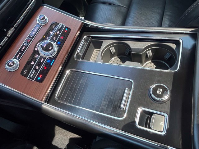 Used 2020 Lincoln Aviator Reserve w/ Equipment Group 202A AWD/4WD image 17