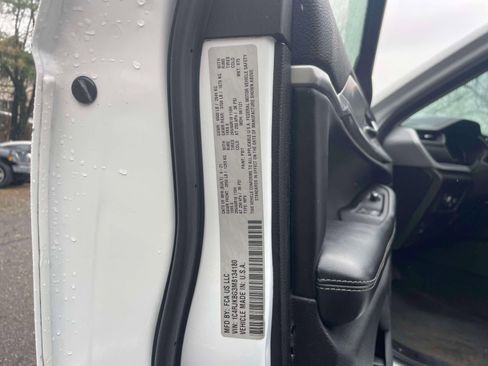 Used 2021 Jeep Grand Cherokee L Limited image 19