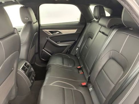 Used 2025 Jaguar F-PACE R-Dynamic S AWD/4WD image 18